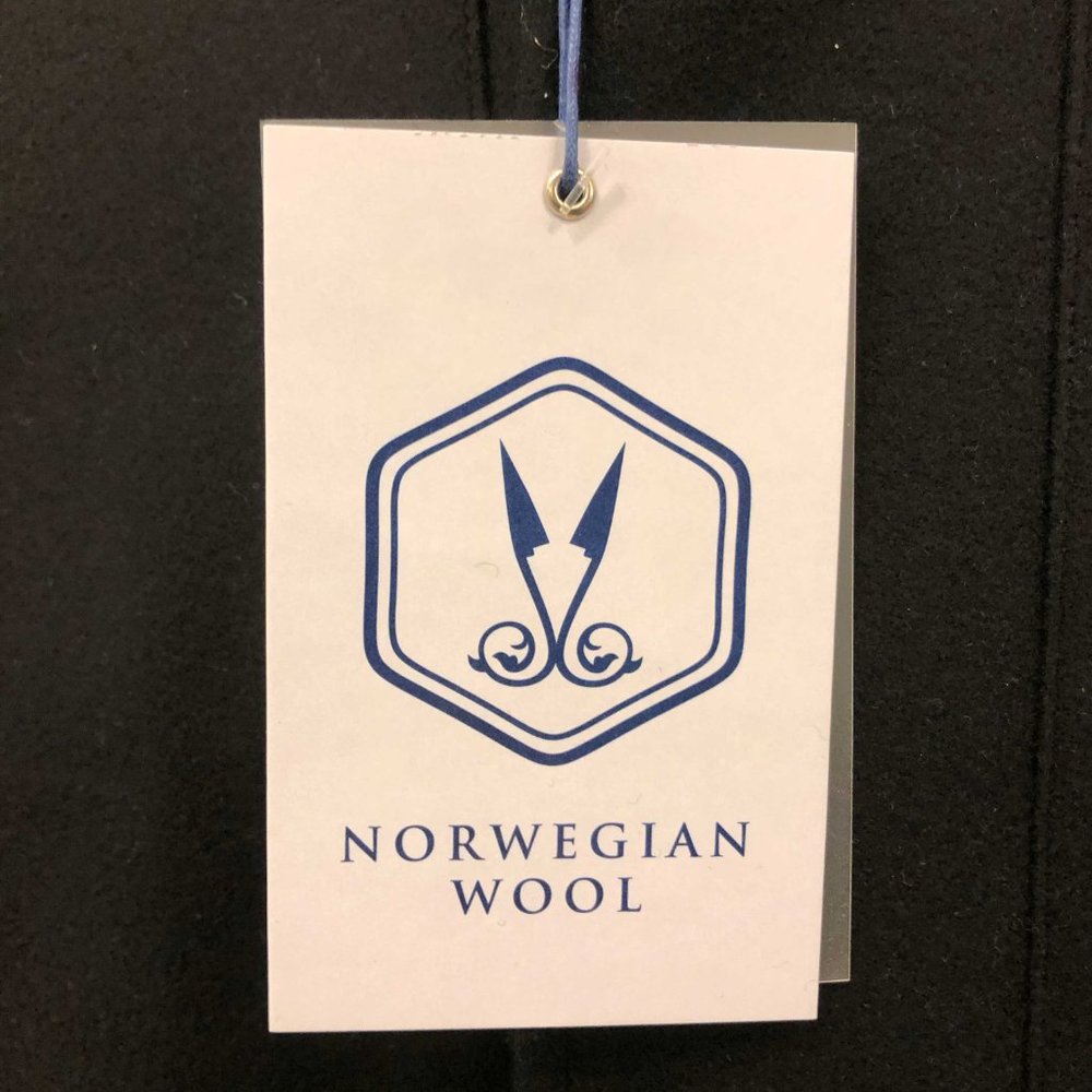 Norwegian Wool City Active Parka - Black - Picture 4 of 8